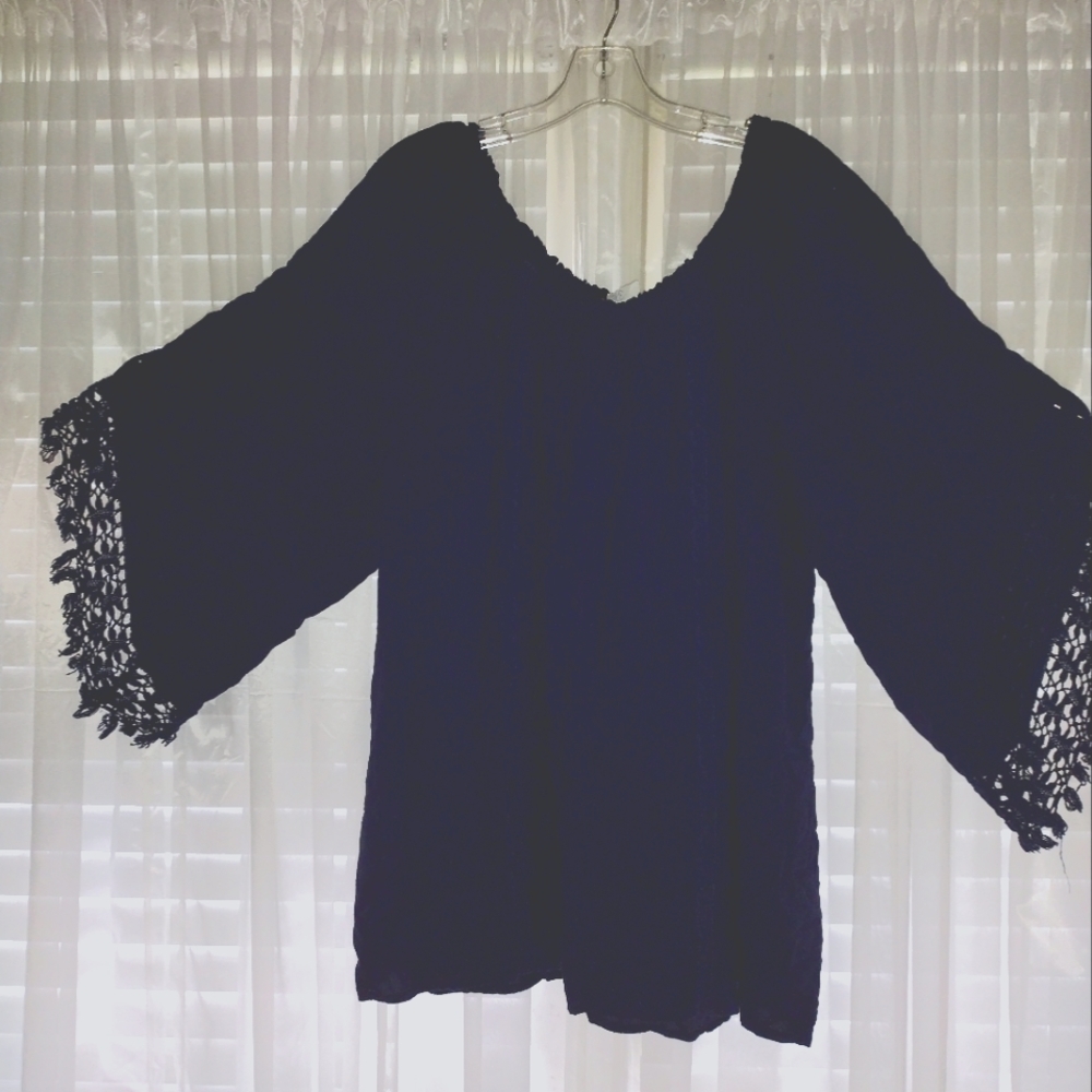 Beautiful Navy blue 3x top​